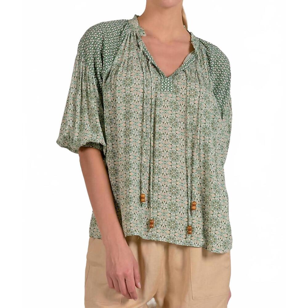 NEW ELAN boho peasant top in green